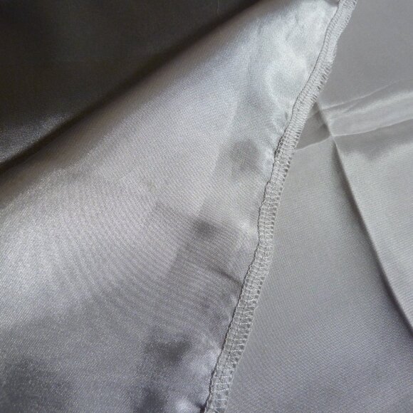 Satin fabric, shiny, plain gray with a darker gray reverse side - Picture 2 of 3